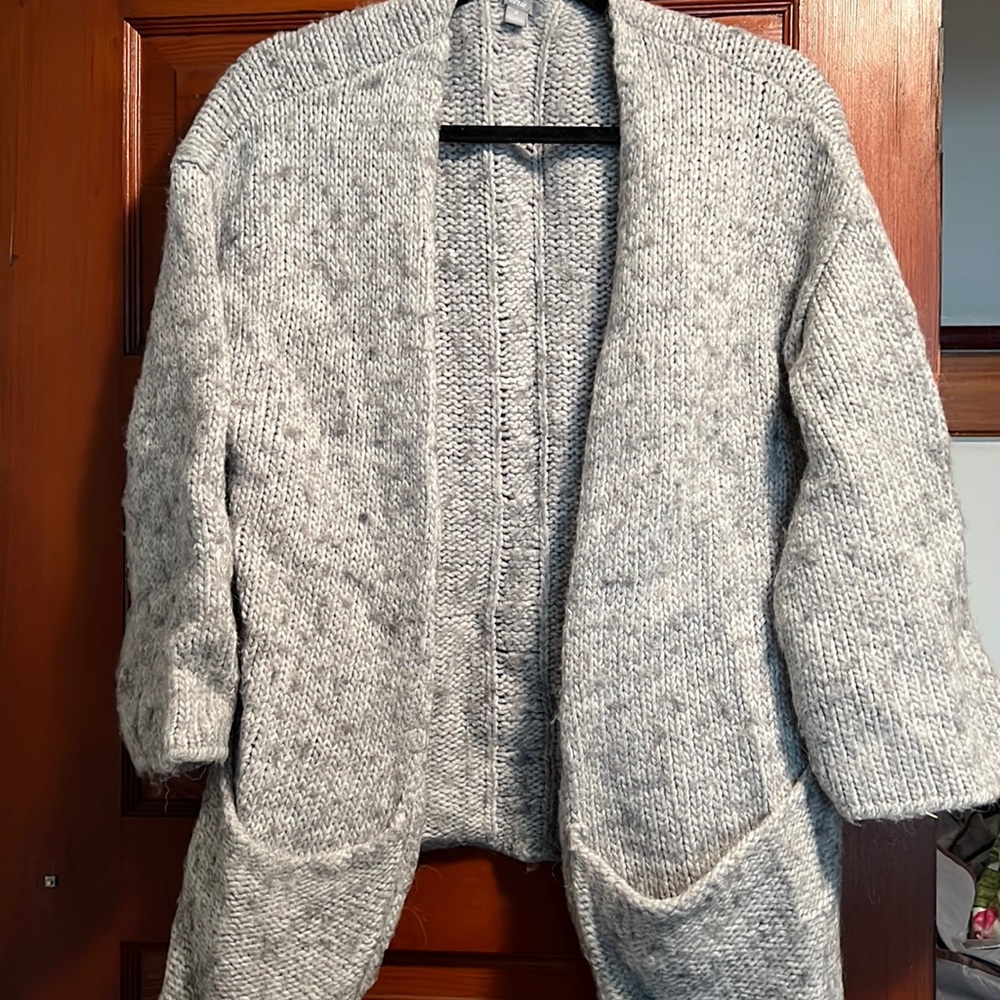 Gray sweater (Aerie)